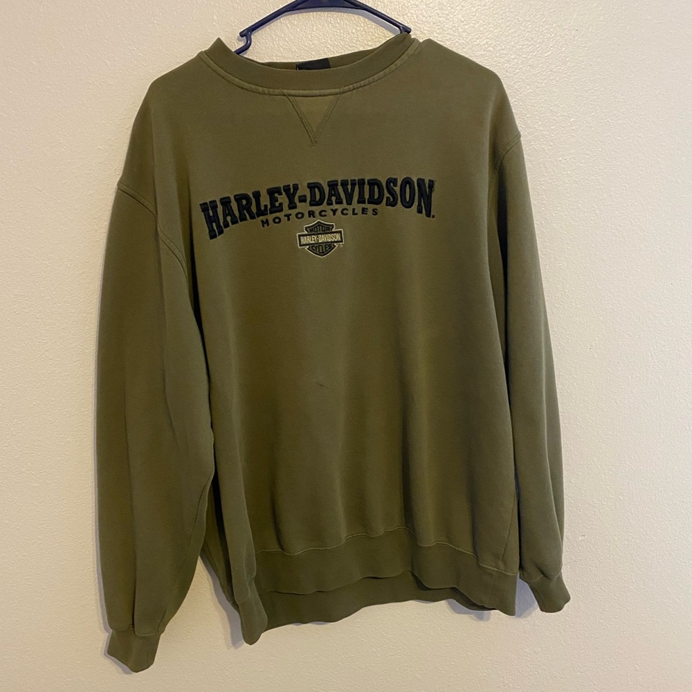 Harley Davidson sweatshirt, small black spot shown in last photo